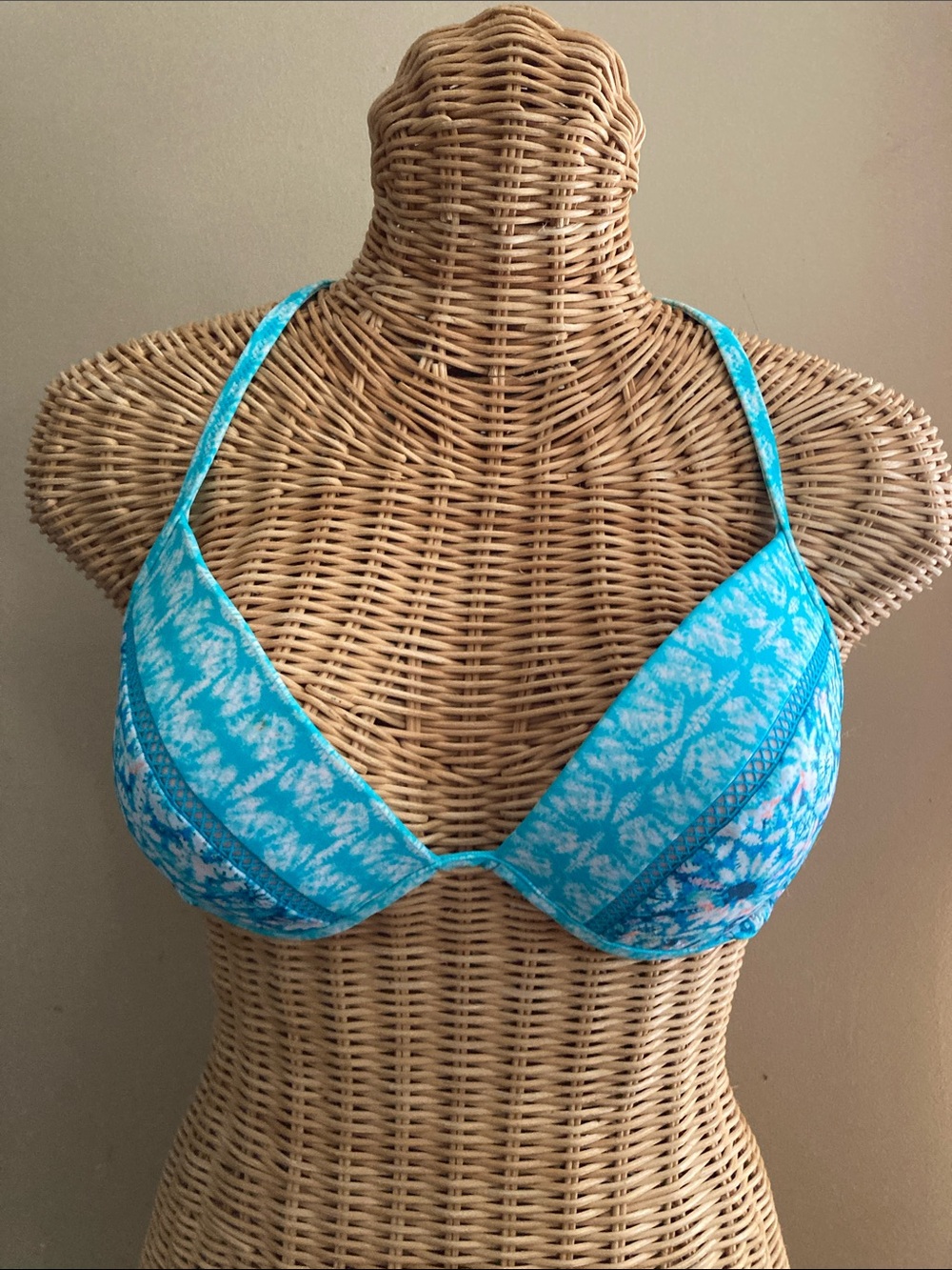 Shade & Shore Turquoise Tie-Dye Swim‎ Bra with Lace Trim